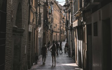 ¿Cómo afectan las compras por internet a nuestra disposición para caminar hasta las tiendas?