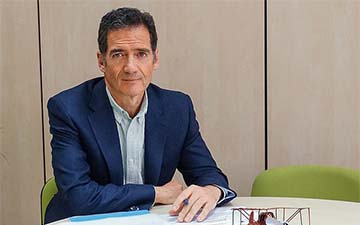 Gustavo Alonso gana las elecciones a director de la ETSIAE