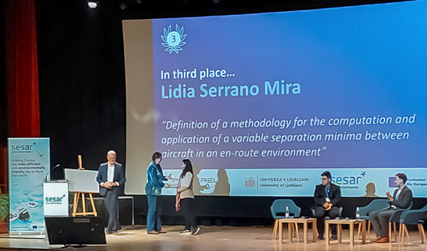 Lidia Serrano recoge el 3º Premio SESAR Young Scientist Award 2025
