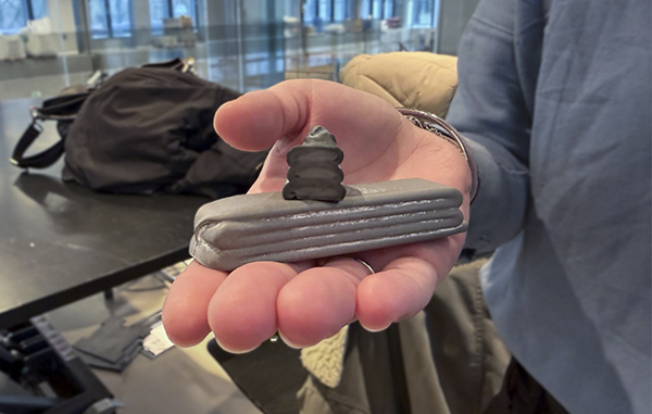 Un doctorando de la ETSIAE-UPM participa en un proyecto sobre impresión 3D de hábitats lunares