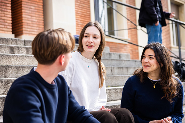 Bastien, Melina y Zoe