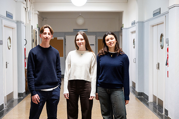 Bastien, Melina y Zoe