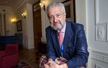 Enrique Alarcón: un excepcional hombre, maestro y científico multidisciplinar