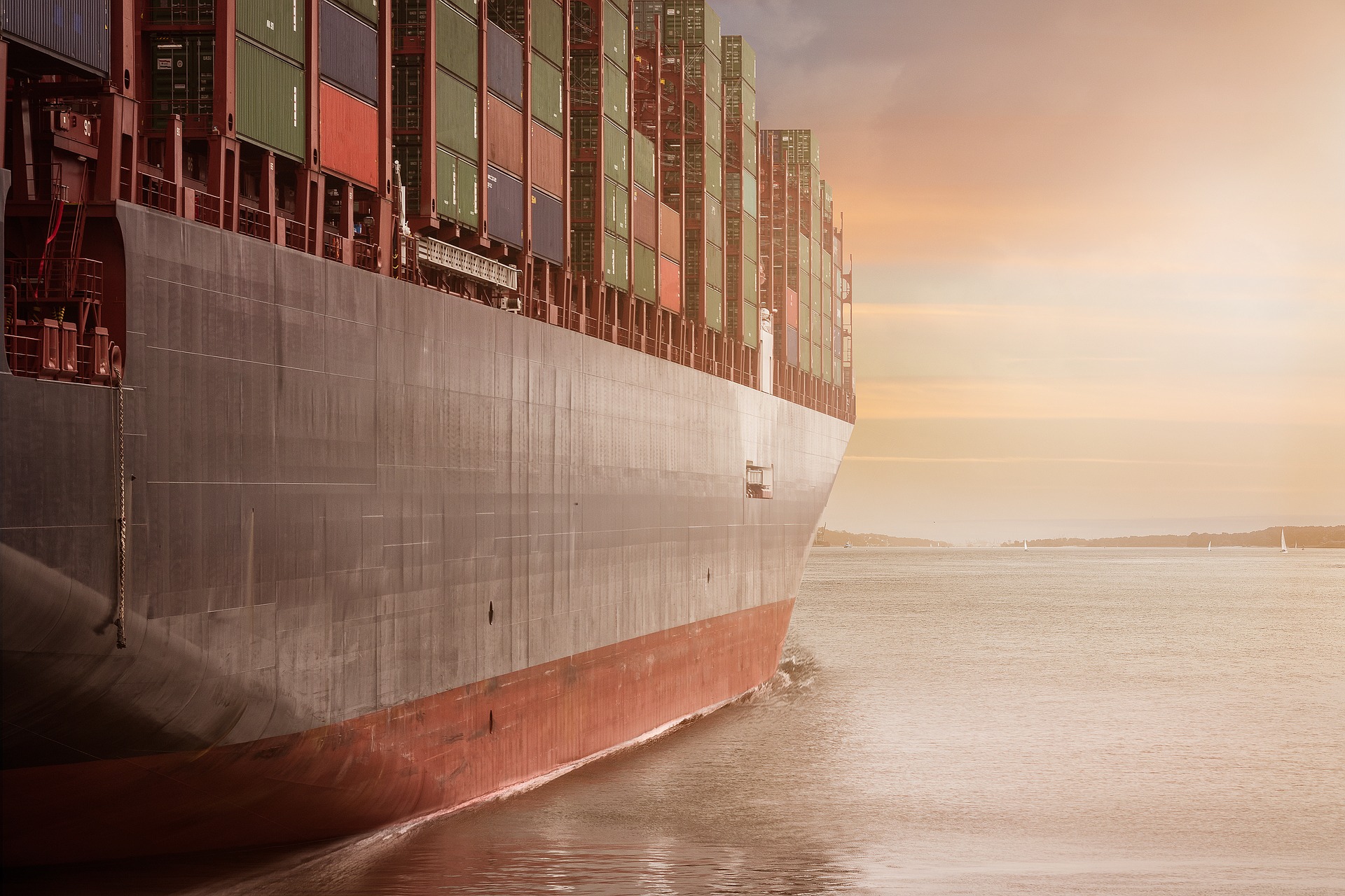 container-gf3bfea3c2_1920.jpg